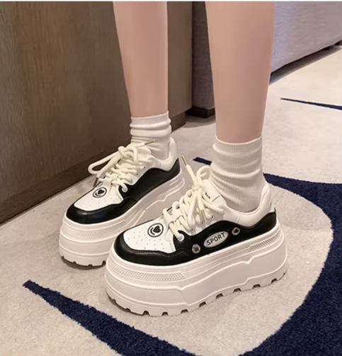 Versatile Platform Fashion Sneakers