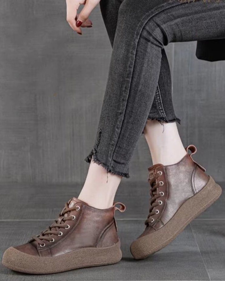 Non-Slip Cowhide Flat Sneakers