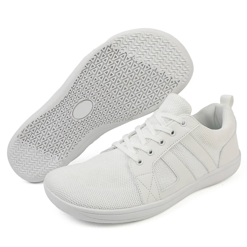 Trendy flat sneakers with soft soles